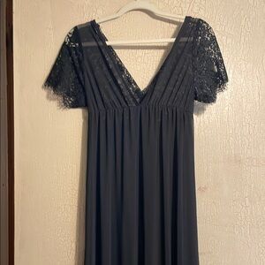 Elegant Sheer Lace Sleeve nightgown in Black